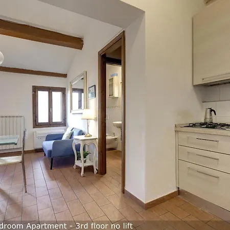 Apartment Palazzuolo Tower By Mamo Florence